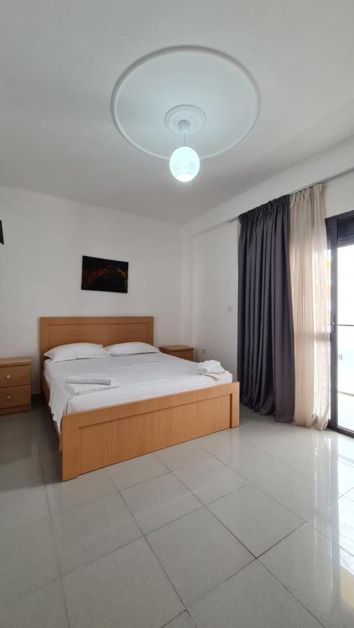 Heming-Way Hotel Durrës Eksteriør billede